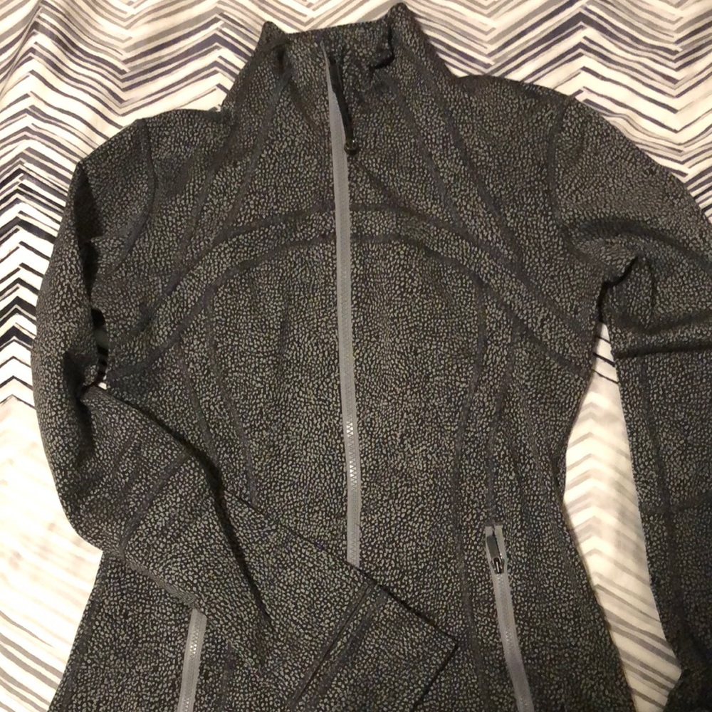 Lulu lemon Define Jacket size 6